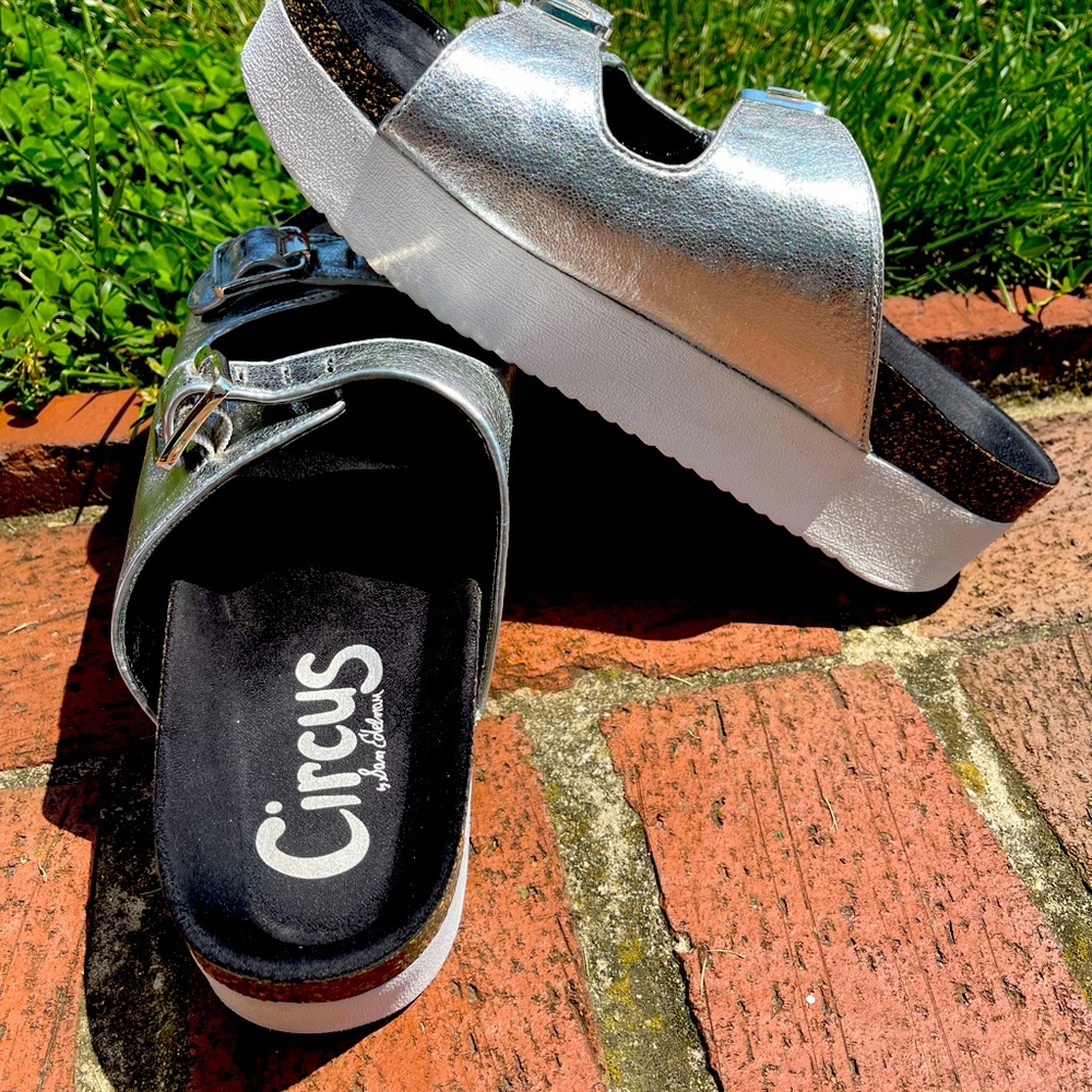 Sam Edelman Buckled Leather Slide Platform Sandal